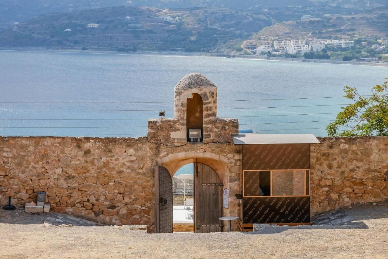 Panorama *
